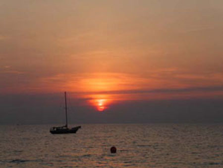 Boat-and-Sunset